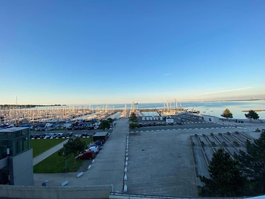 Panoramablick Und Den Strand Direkt Vor Der Tuer Apartment Kiel Exterior photo